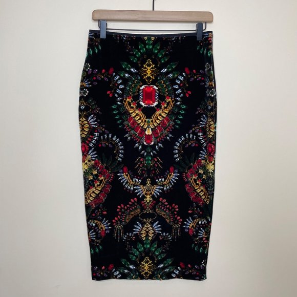 Bisou Bisou Dresses & Skirts - BISOU BISOU Suede Pencil Skirt Size Medium Pull On